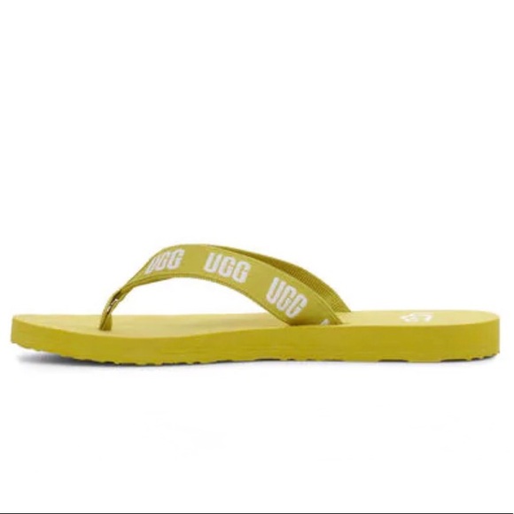 UGG Logo Flip Flops - Picture 3 of 7